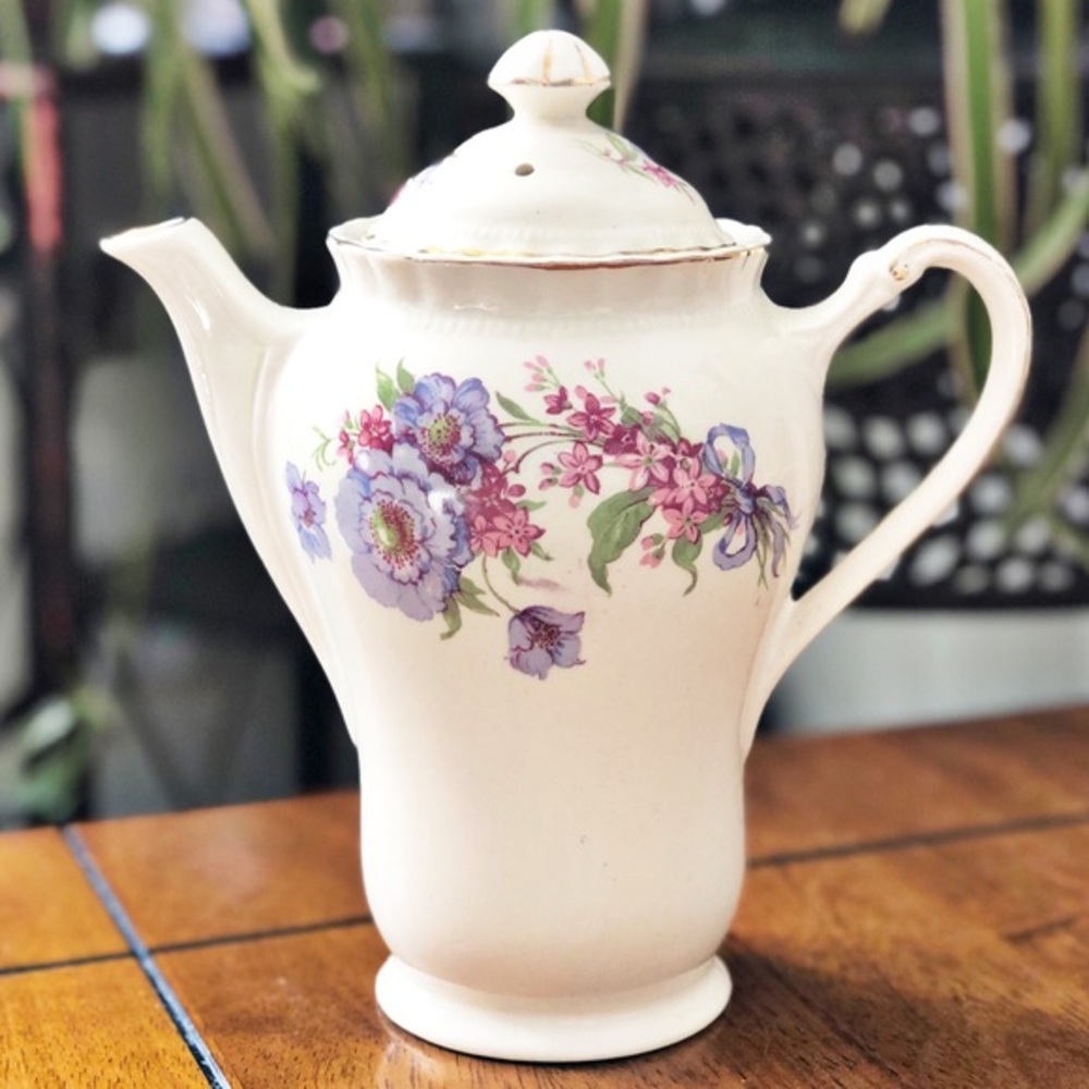 J&G Meakin England Porcelain Teapot Floral Pattern with Gold Accents